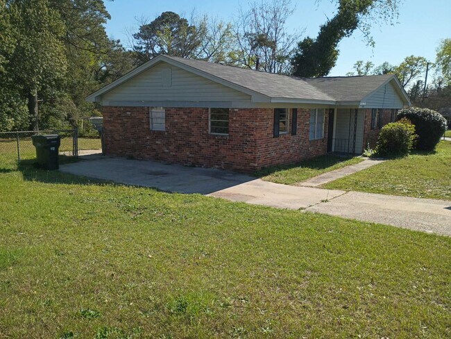 Photo - 3404 Covington Dr