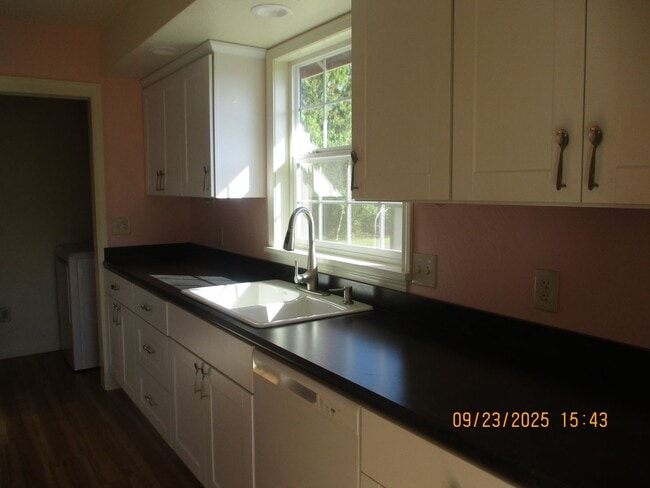 Photo - 6511 Olympic Hwy