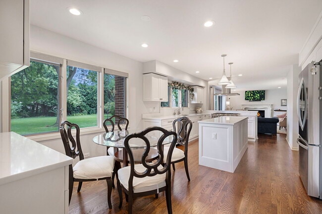32 Chatham Ln
