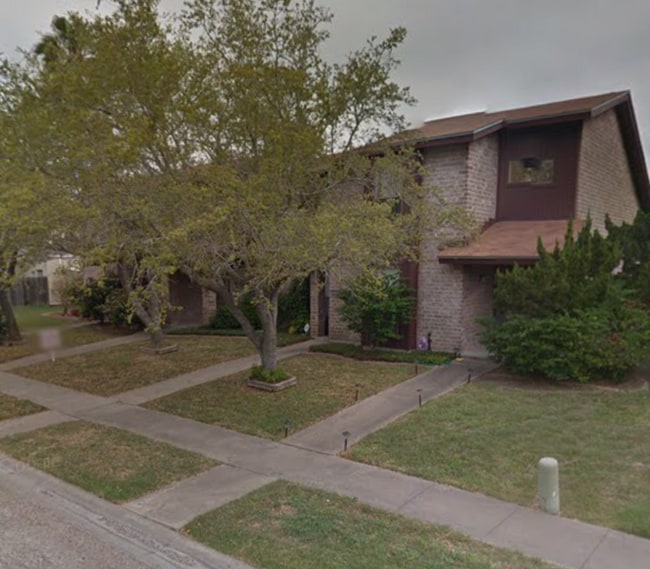 Building Photo - 5118 Middlecoff Cir Unit #D