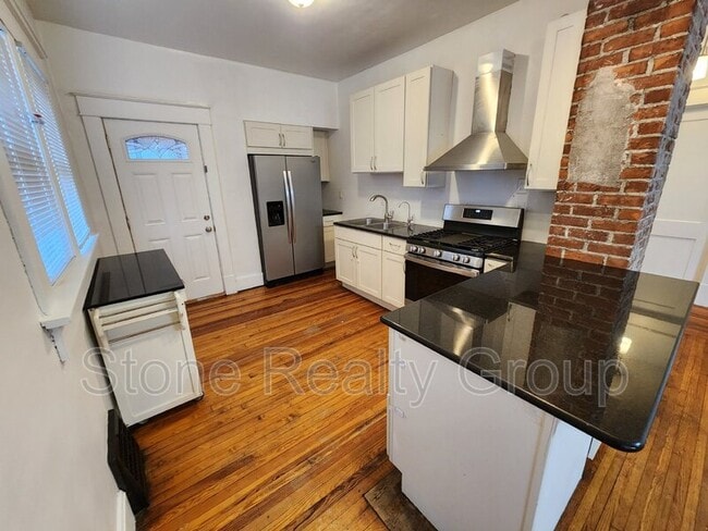 Photo - 1319 S 4th St