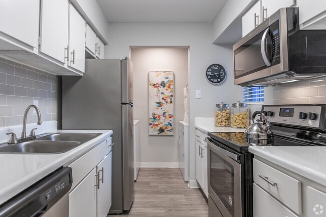 Photo - $499 Move-In - Minutes from Med Center Unit 6TMC