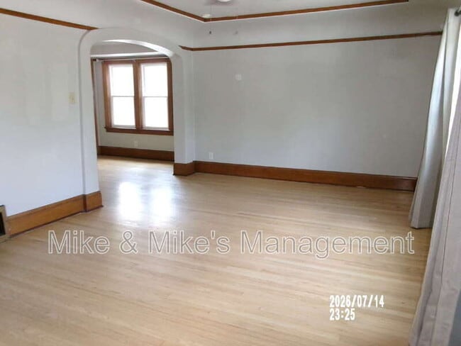 Photo - 2124 N 60th St
