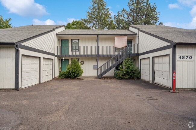 Building Photo - 4870 SW Main Ave Unit 2 Rental