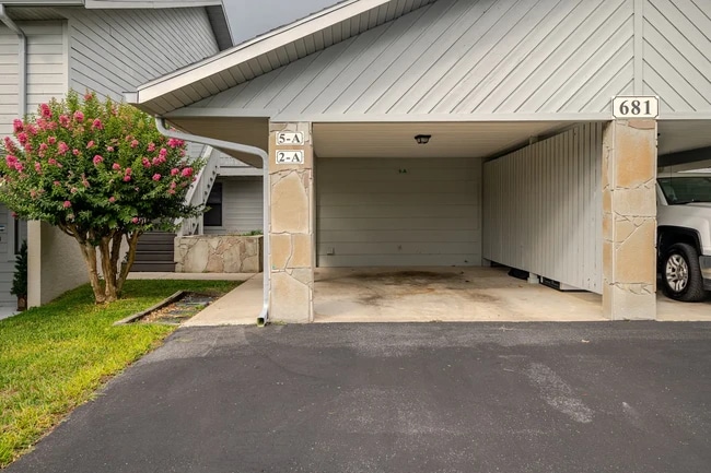 Photo - 681 E Hartford St Unit 5A