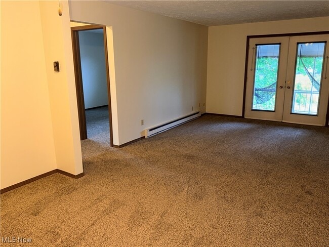 Photo - 46 Carter Cir Unit 3