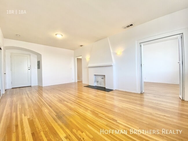 Photo - 7575 Melrose Ave Unit 3