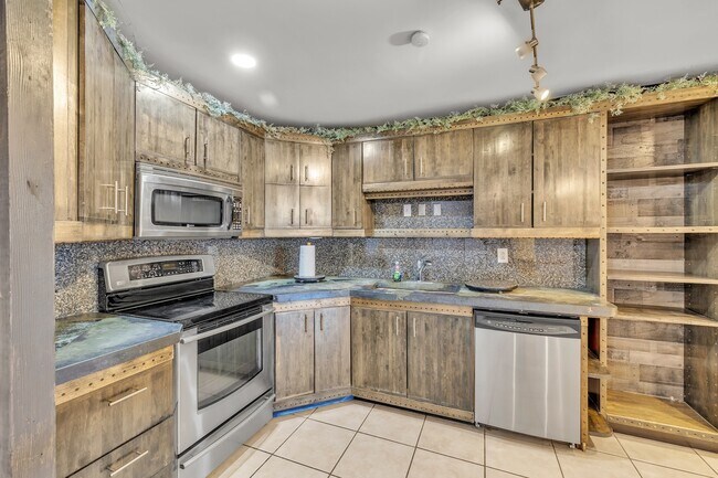 Photo - 4439 E Wood St Unidad 4439 E Wood St