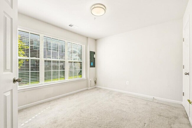 Photo - 12909 Brickyard Blvd