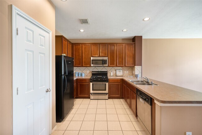 Photo - 9223 Carlin Bend Ln