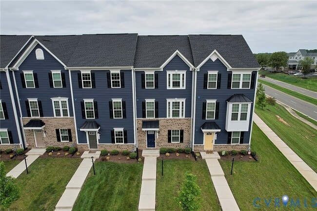 Building Photo - 11190 Winding Brook Terrace Dr