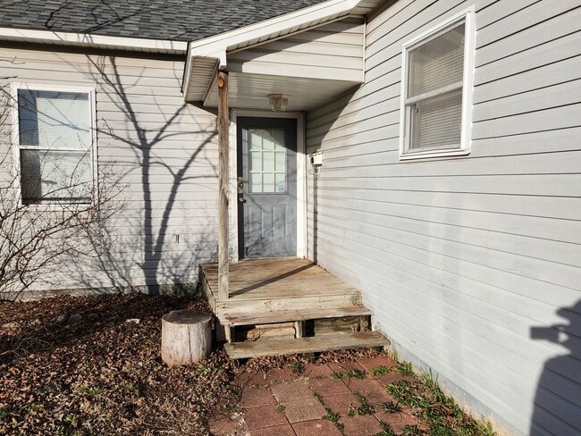 Photo - Spacious 1-Bedroom, 1-Bathroom HOUSE AVAILABLE NOW!!