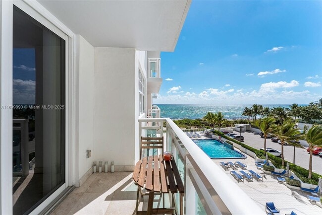 Photo - 6917 Collins Ave Unidad 607