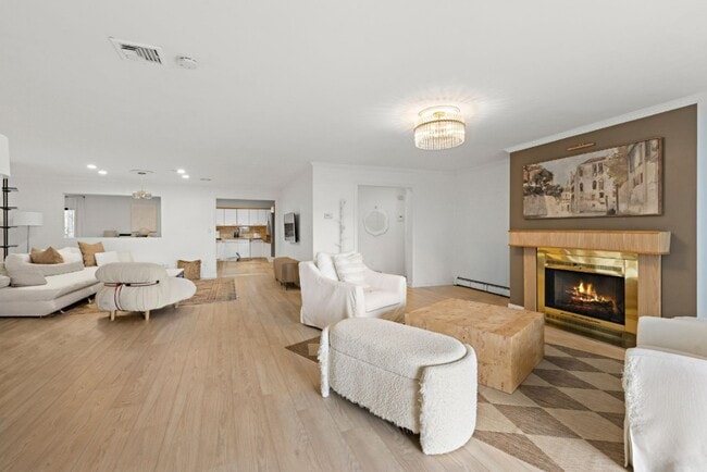 Building Photo - 11A Riverview Cir Unit 11A