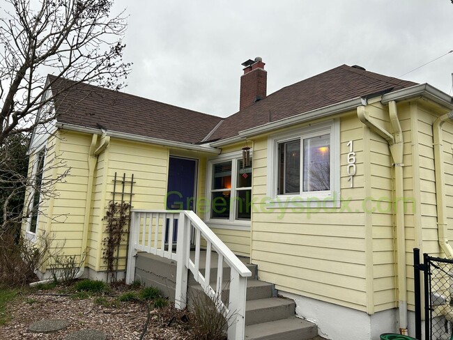 2-Bedroom 2-Bathroom House in NE Portland,... - 2-Bedroom 2-Bathroom House in NE Portland,...