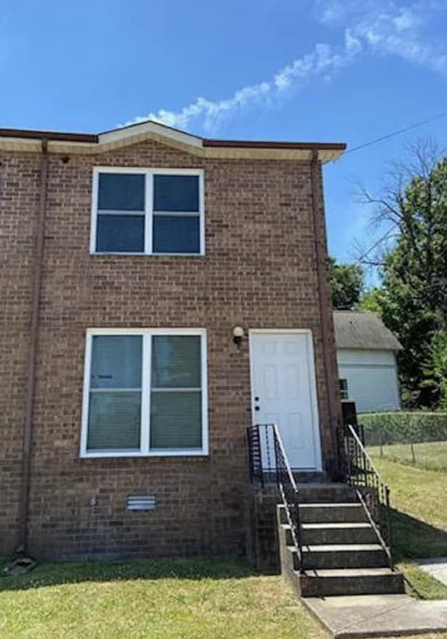 Photo - Charming 2 Bed, 1.5 Bath in the Heart of East Nashville Unit B