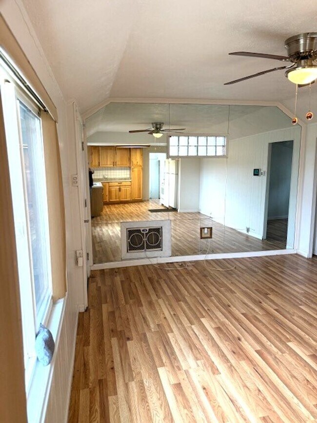 Photo - 408 Hamilton St Unit 1