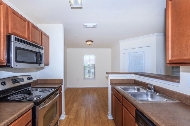 Photo - Marbella Bay Apartments