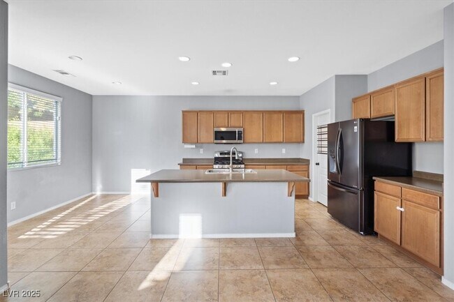 Photo - 10645 Mt Jefferson Ave House