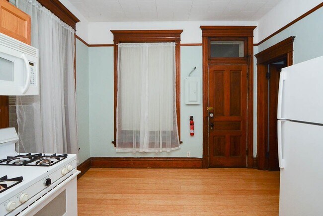1723 W Huron St Unit F3