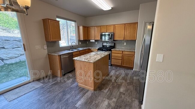 Photo - 6389 Bentley Ct