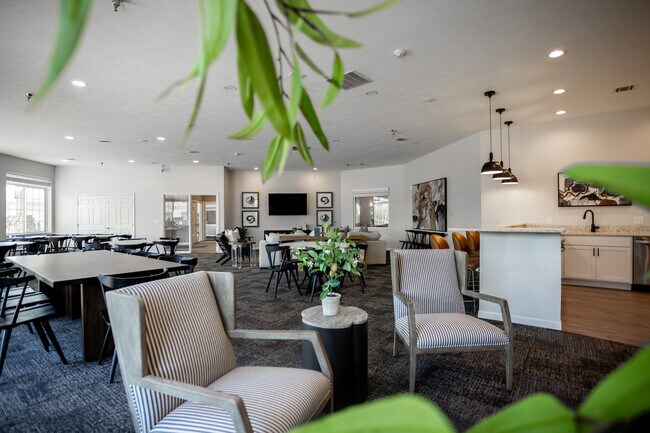 Photo - Donegal Pointe Apartments