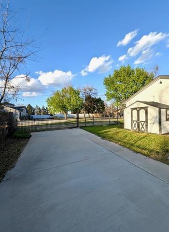 Photo - 362 Michael Ln