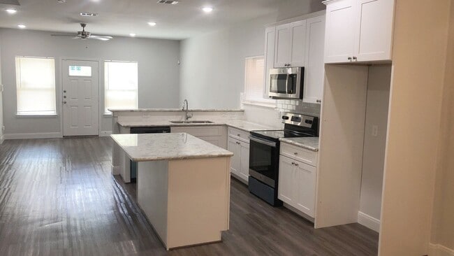 Photo - 9218 Nyssa St Unidad A