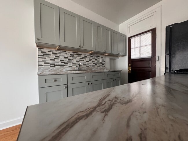 7041 S Constance Ave Unit 7047-3B