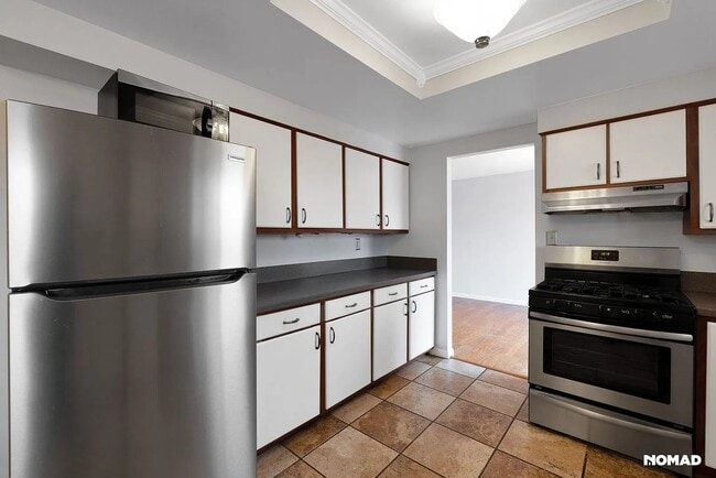 Photo - 7125 Caballero Ave