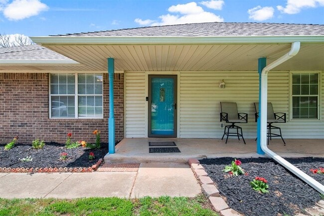 Photo - 1829 Ranchwood Dr