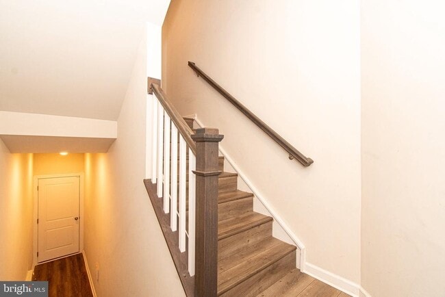 Building Photo - 9637 Block St