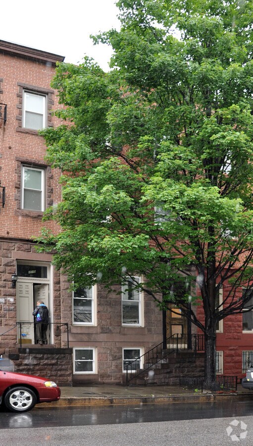 Photo - 212 E Biddle St