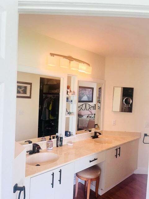 Photo - 6817 Barnwell Dr