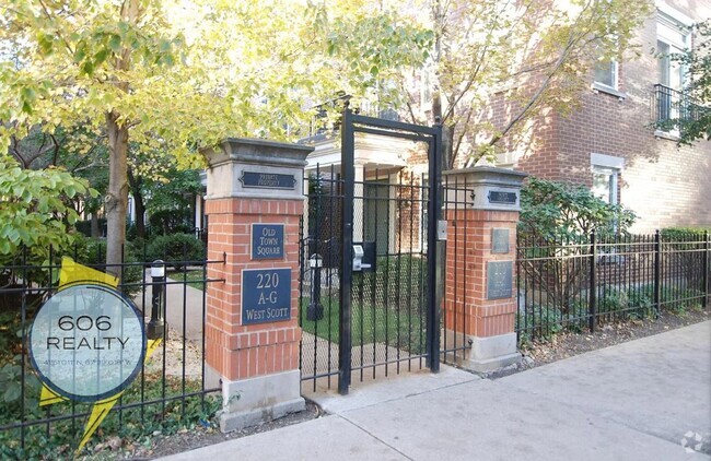Building Photo - Beautiful, Single Family Townhome, Great L...