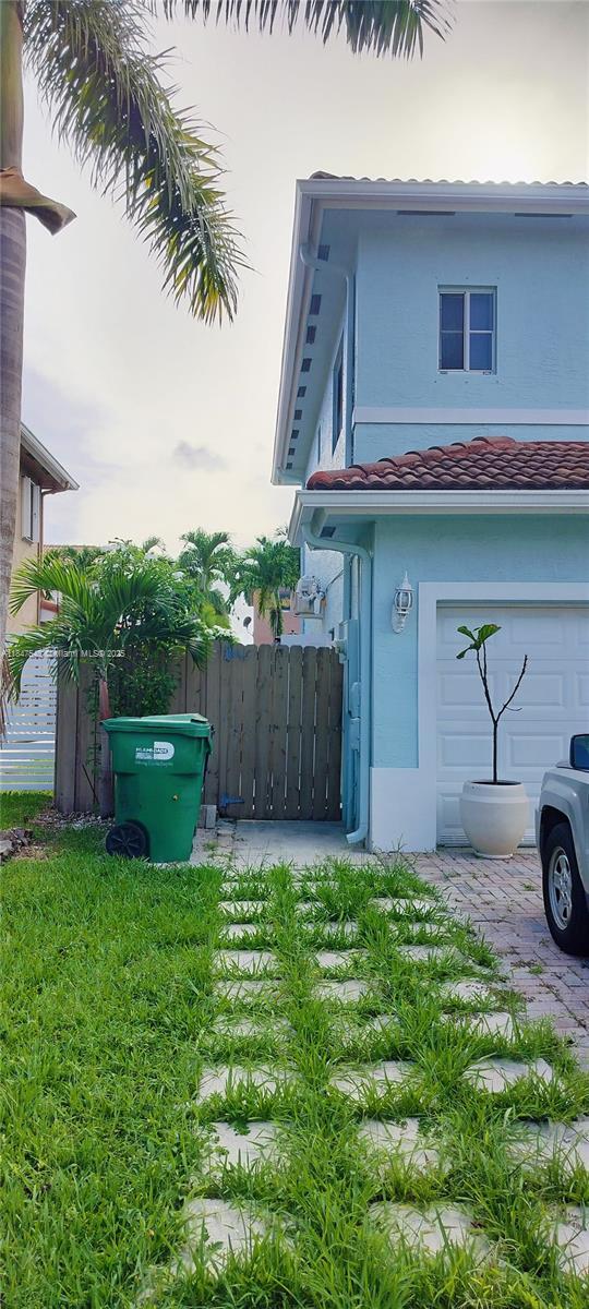 Building Photo - 14552 SW 158th Ct Rental