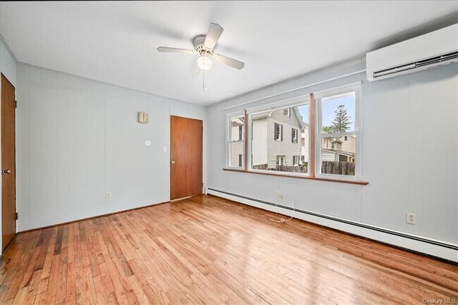 Photo - 66 Walnut St Unit B