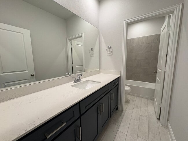 Photo - Amazing Lagoon Style Community!