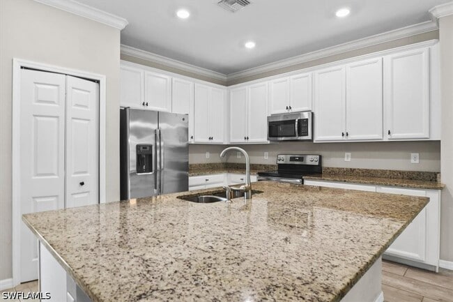 Photo - 9176 Glenforest Dr