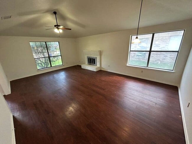 Photo - 11802 James Dr