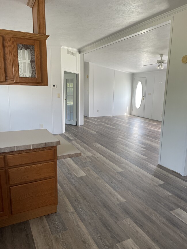 Photo - 3002 E McGalliard Rd