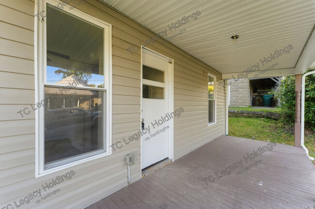 Photo - 125 Thorn St