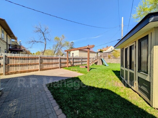 Photo - 636 Gotzian St