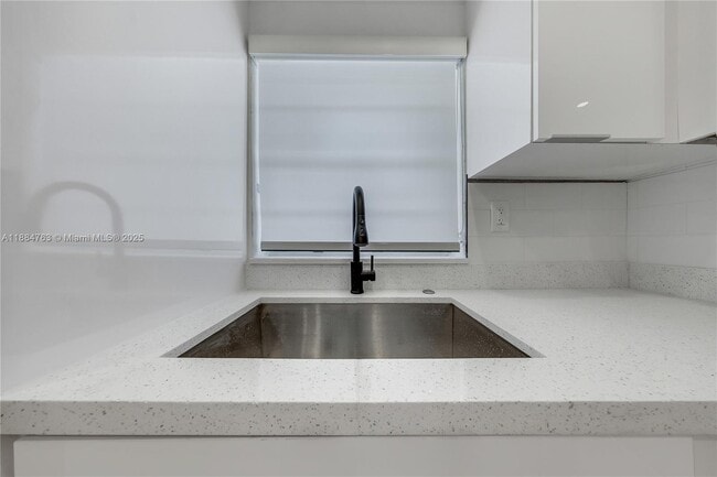 Photo - 2464 SW 22nd St Unit 2