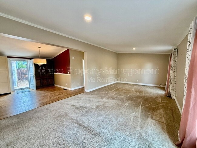 Photo - 501 Prairie Ave