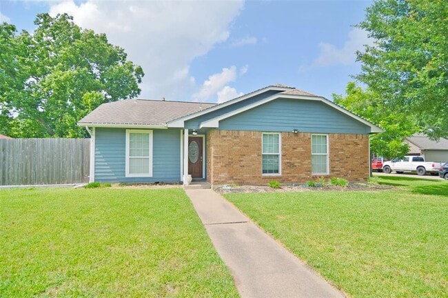 Photo - 11731 Bowie Dr House