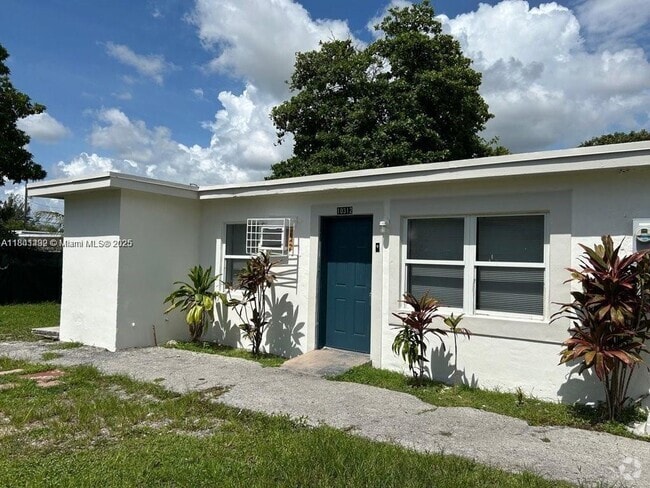 Building Photo - 10310 SW 175th St Rental