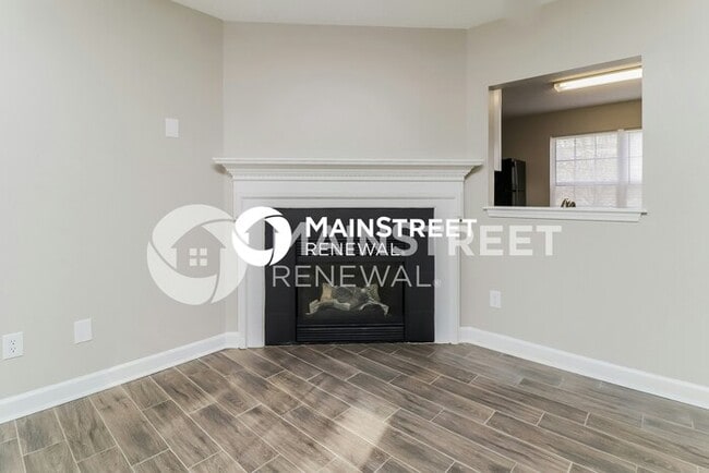 Photo - 3 Bedroom Pet-Friendly Home in CHARLOTTE, NC with Main Street Renewal
