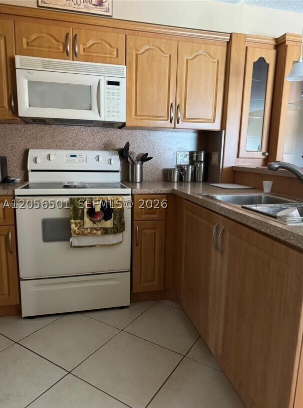 Photo - 3545 NE 167th St Unit 408