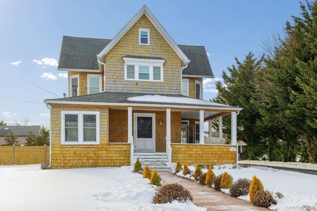 Building Photo - 264 S Ocean Ave